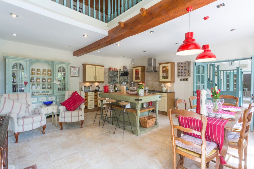 La Maison des Fleurs Atlantic Coast Olivers Travel 3